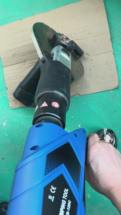 Rechargeable Hydraulic Cutting Pliers / Cable Cutting Tool EK-105C — 15T Pressure, Includes 2 Batteries — Cordless Battery-Powered Cable Cutter